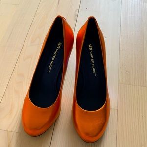 United Nude un-eamz pumps